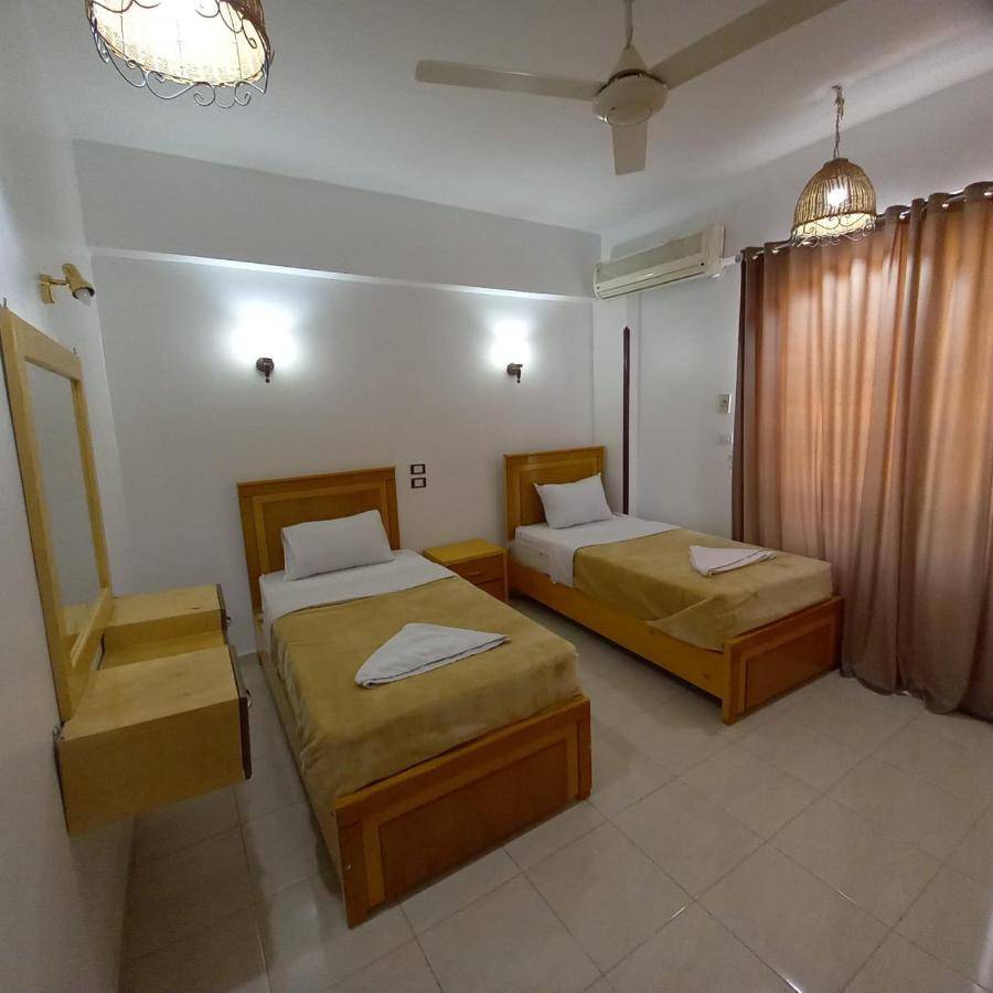 Appartement Nile Sunrise Flats à Louxor Extérieur photo