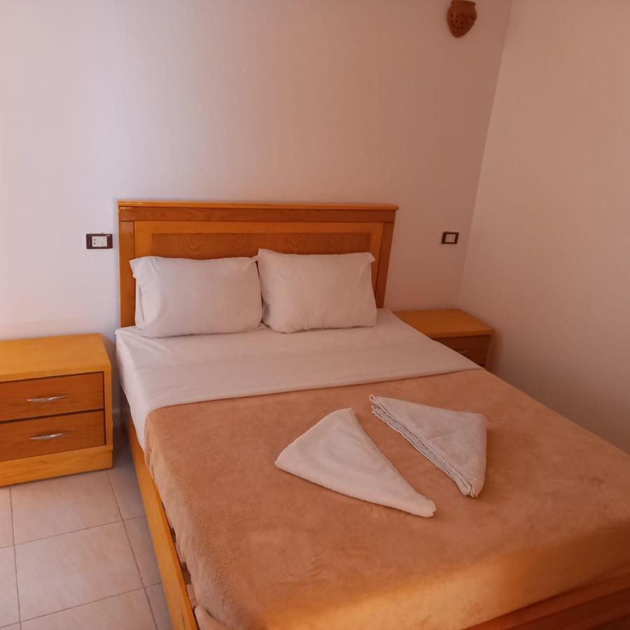 Appartement Nile Sunrise Flats à Louxor Extérieur photo